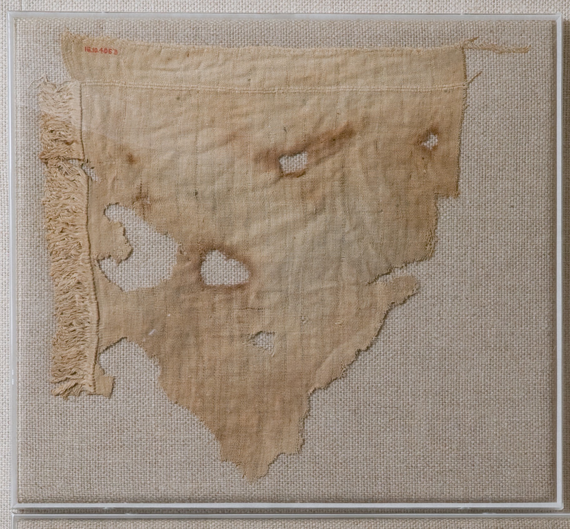 Linen fragment