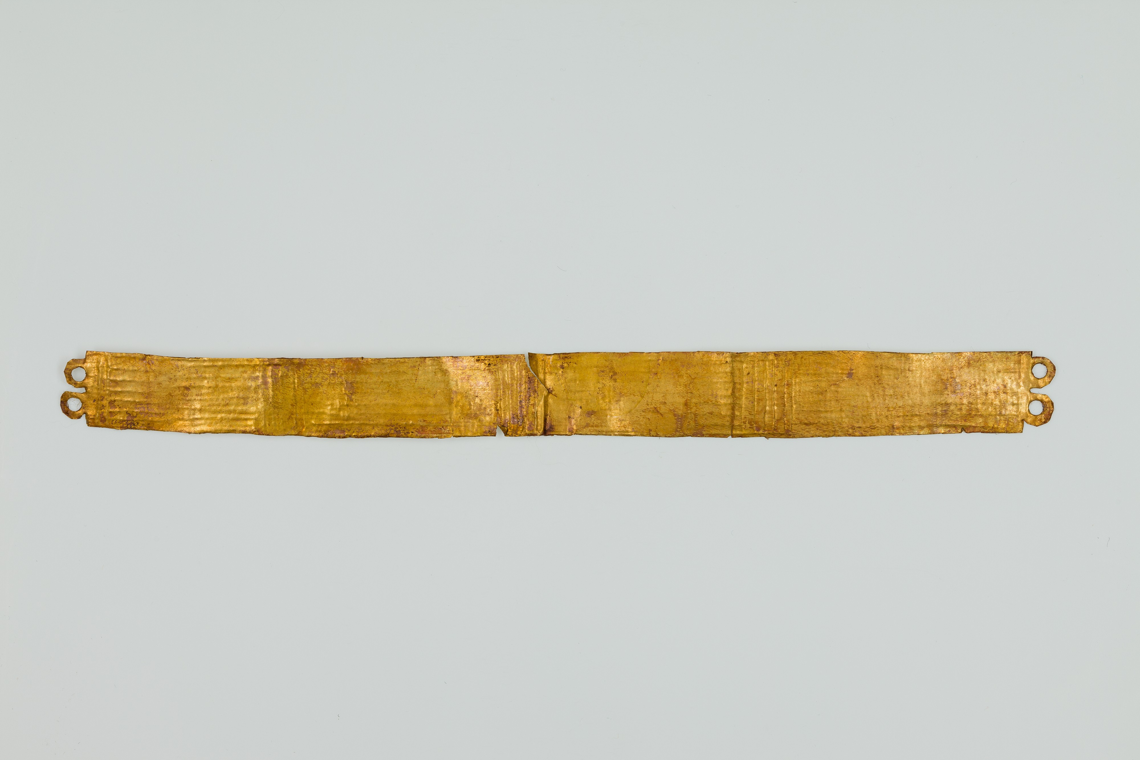 Amulet, sheet gold, bracelet