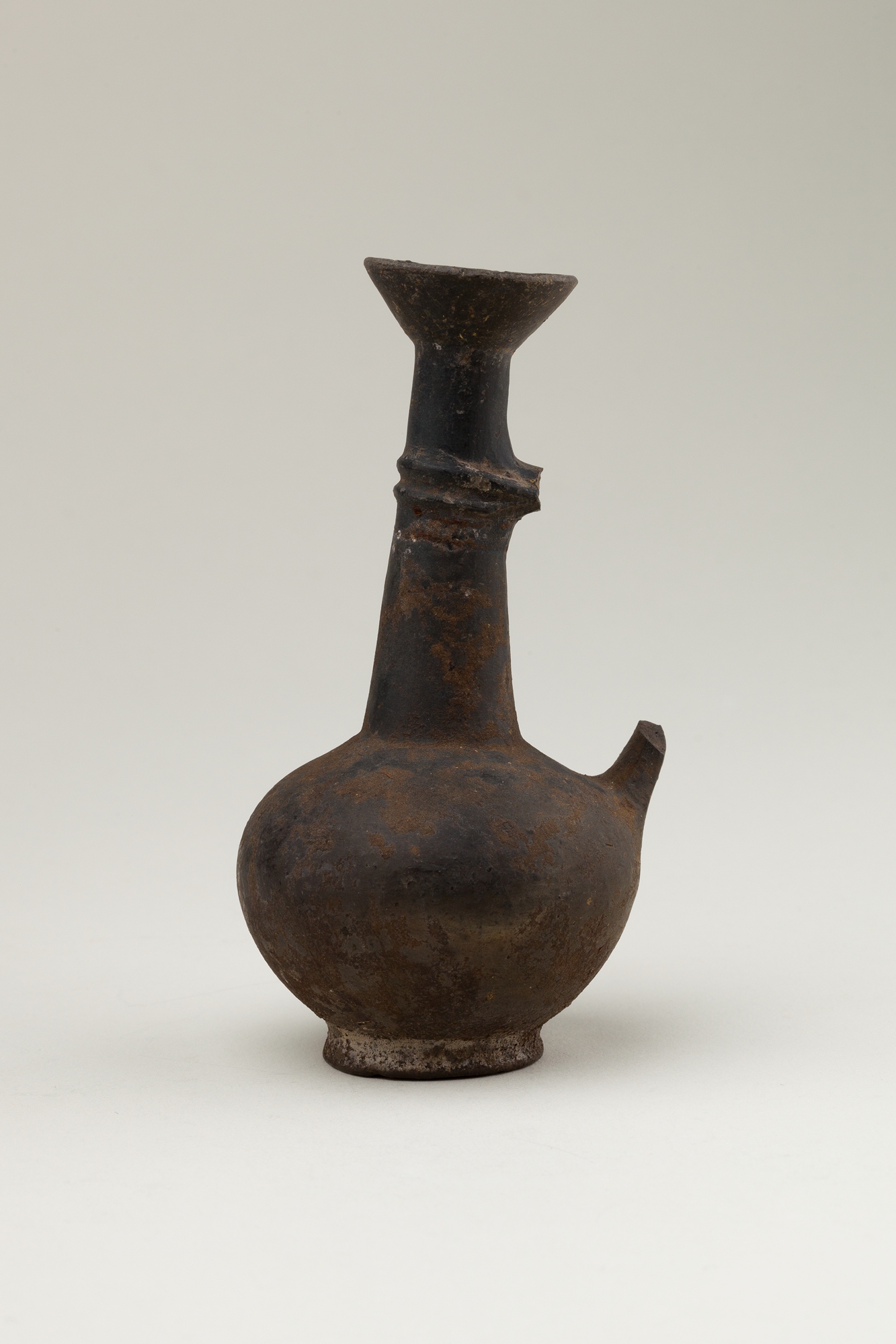 Cypriot Ring Base Juglet