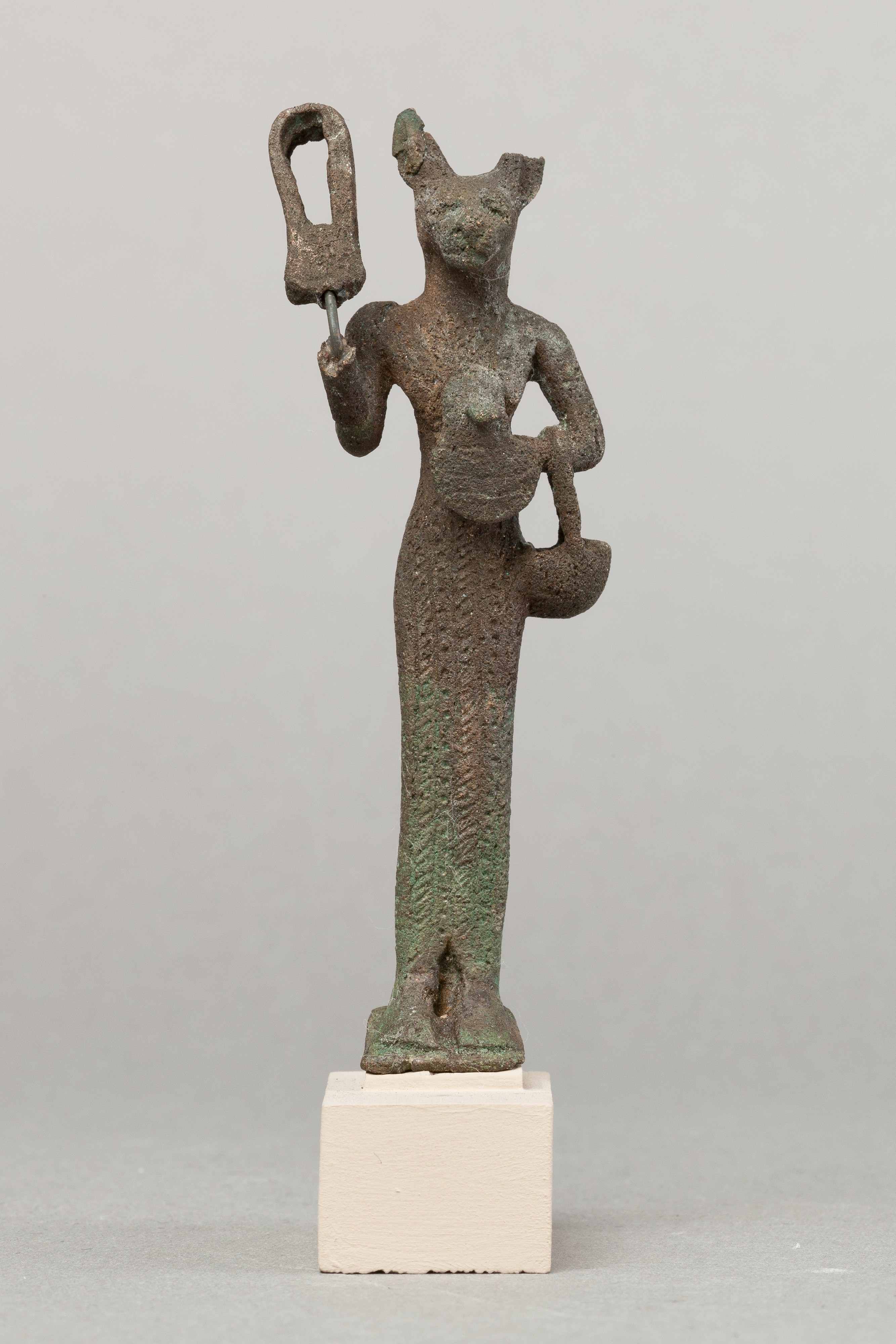 Bastet holding sistrum