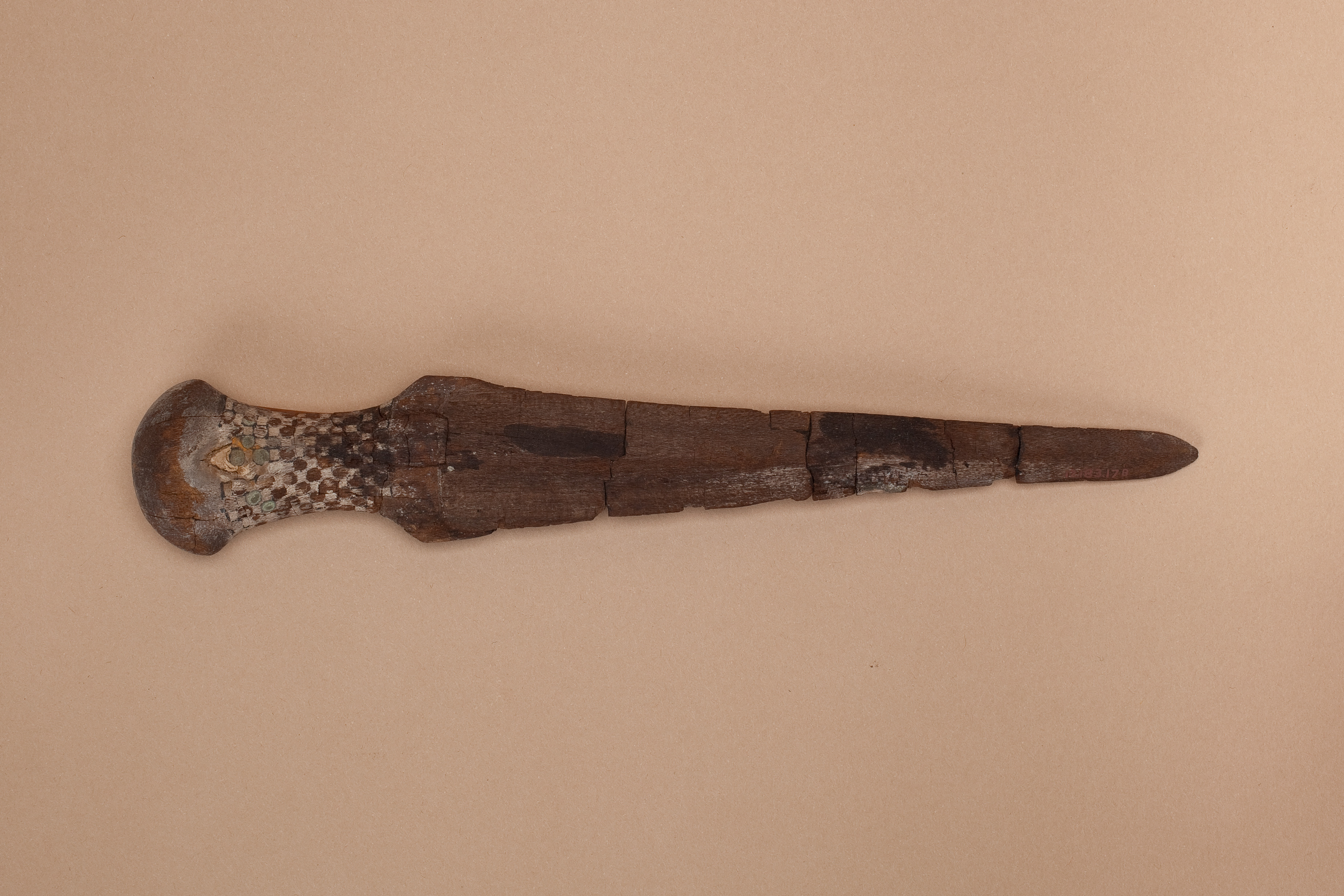 Model blade of a dagger