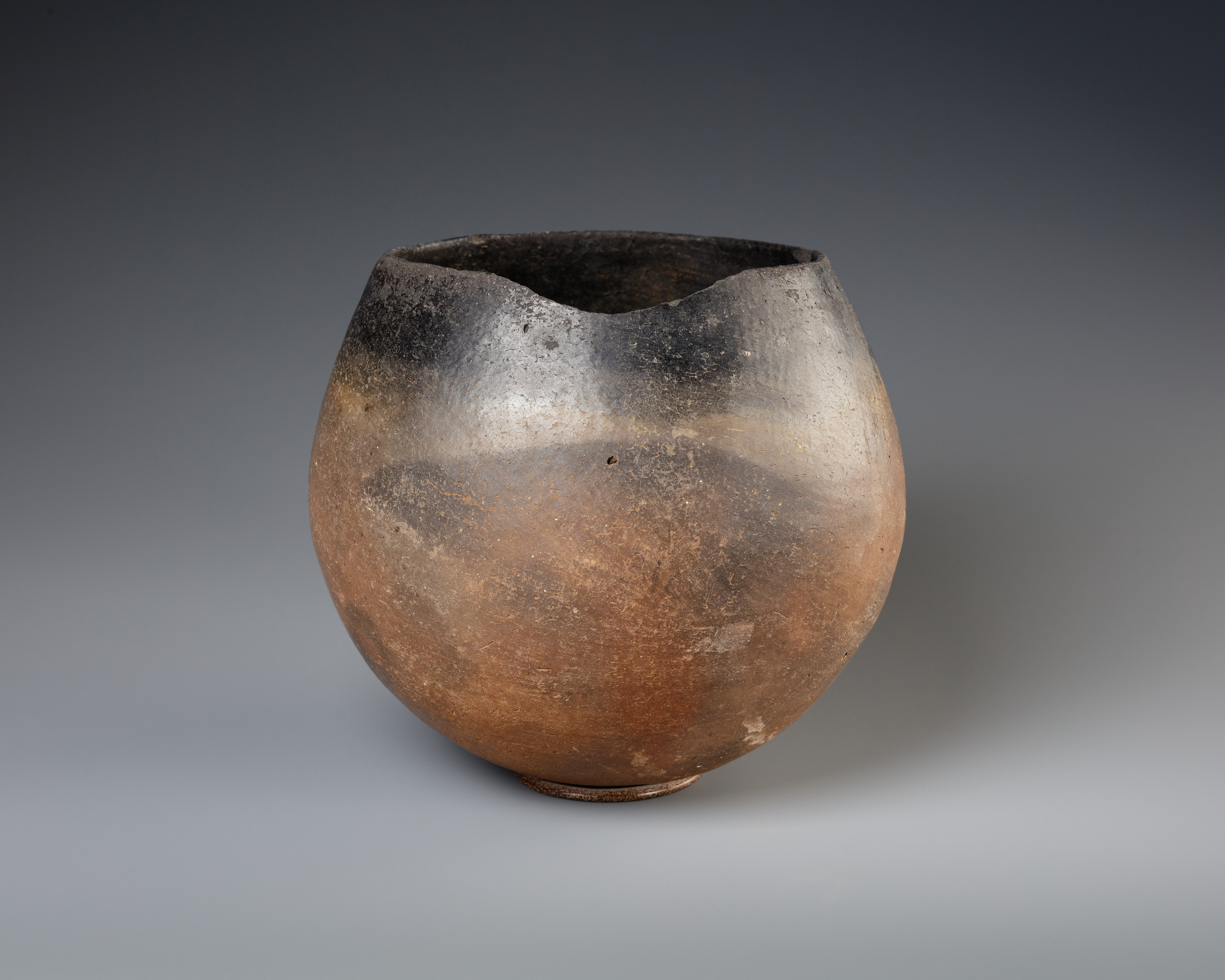 Black-topped brown ware bowl