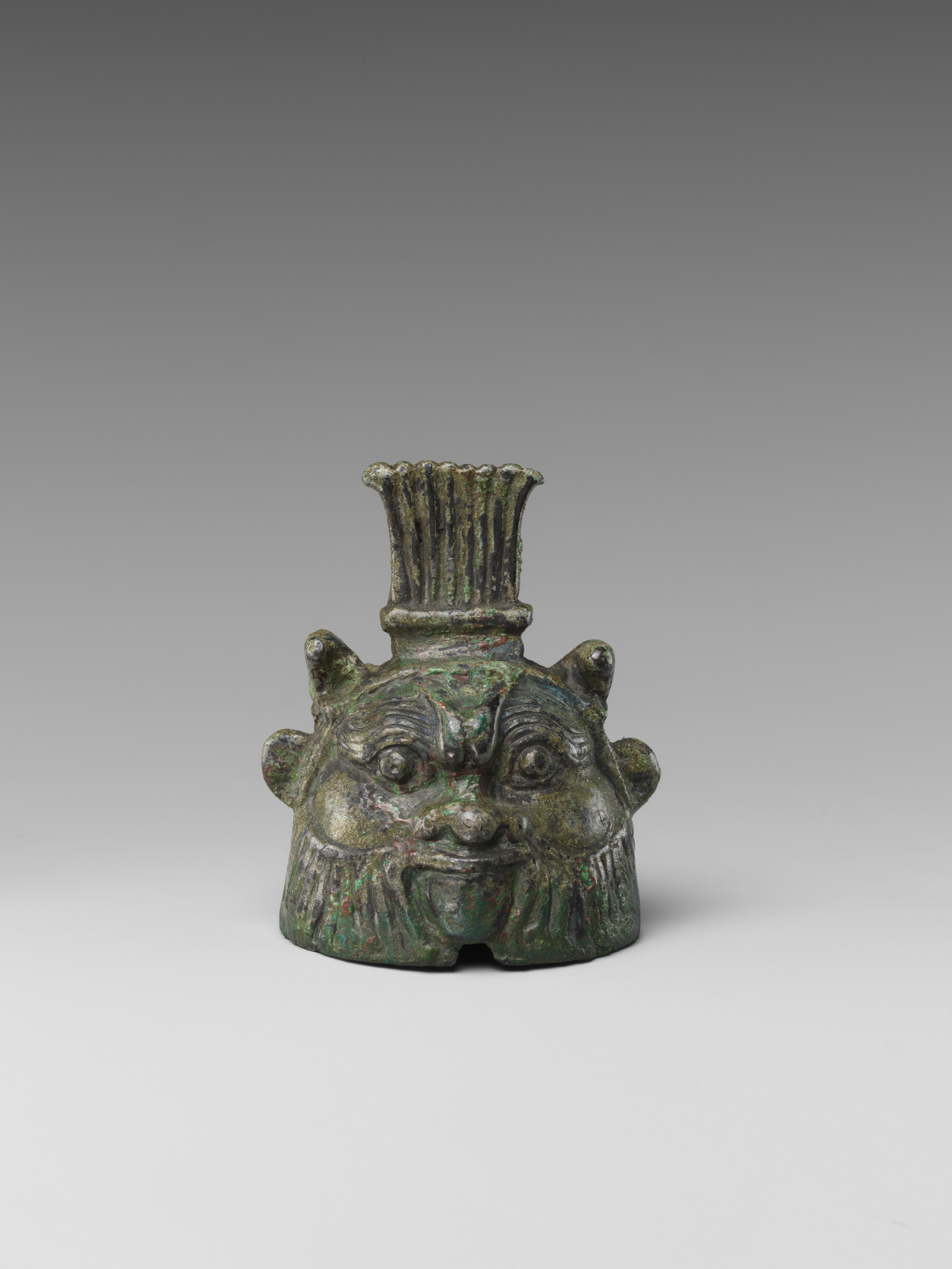Bell in the form of Bes