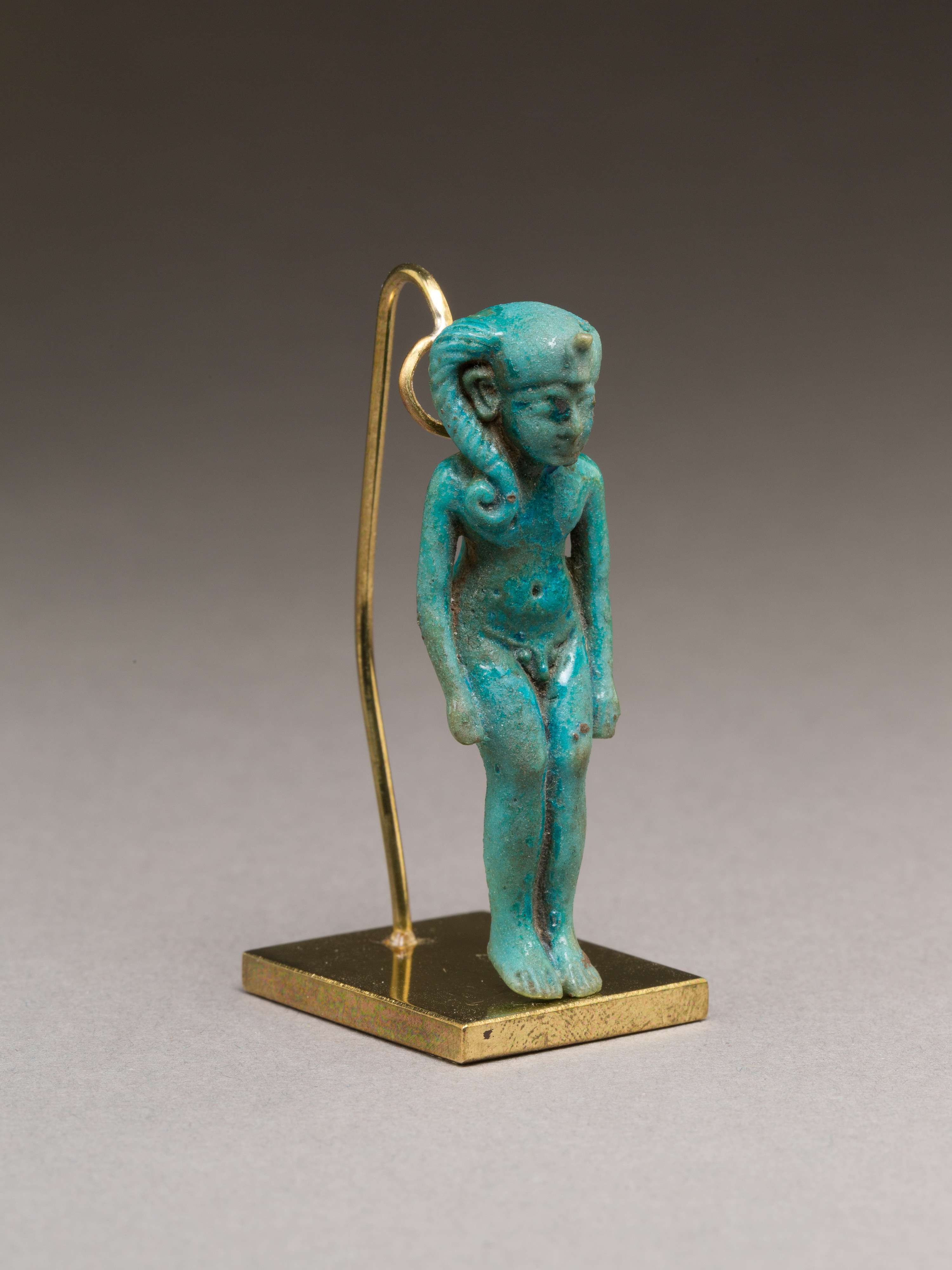 Child god (Harpokrates?) amulet