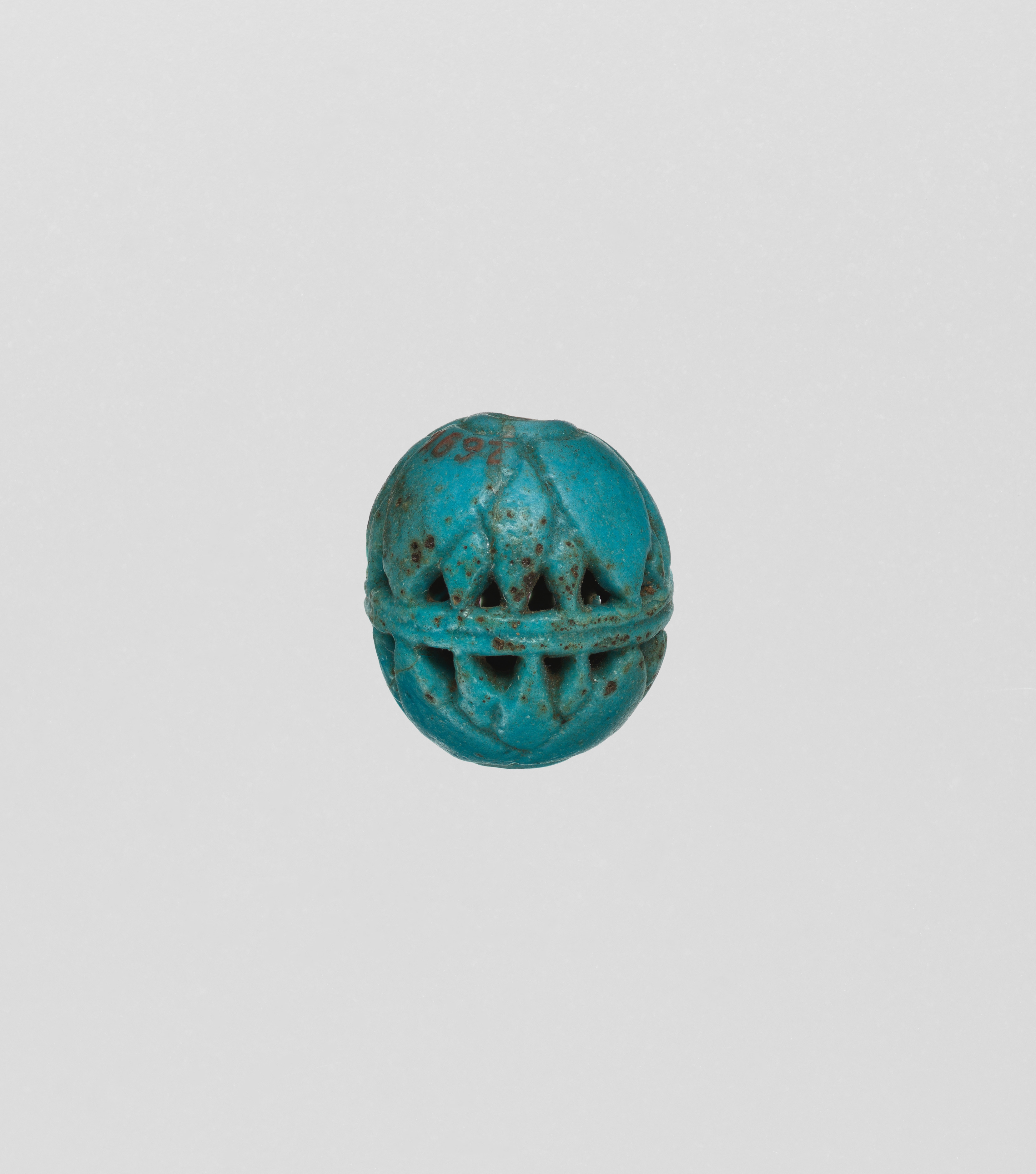 Bead with openwork design