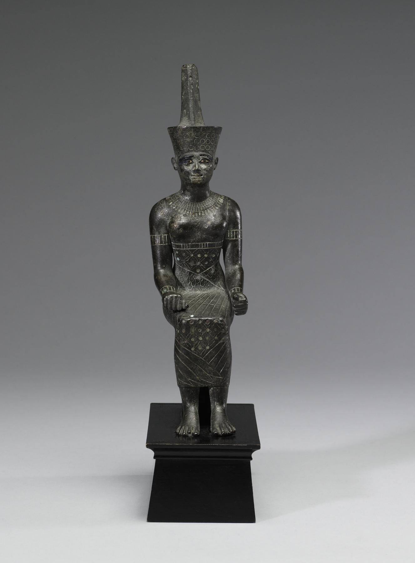 Neith Seated