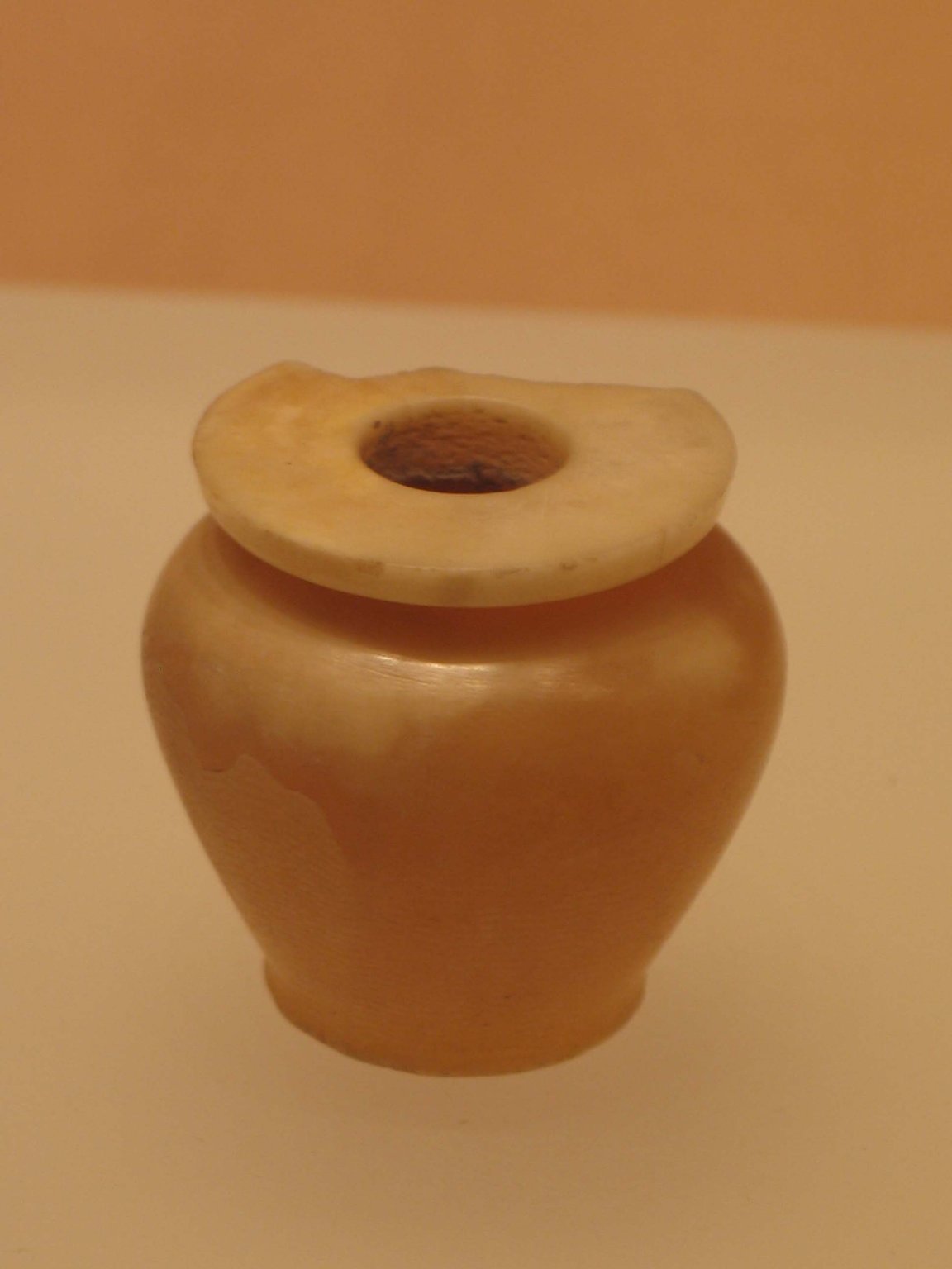 Kohl Jar