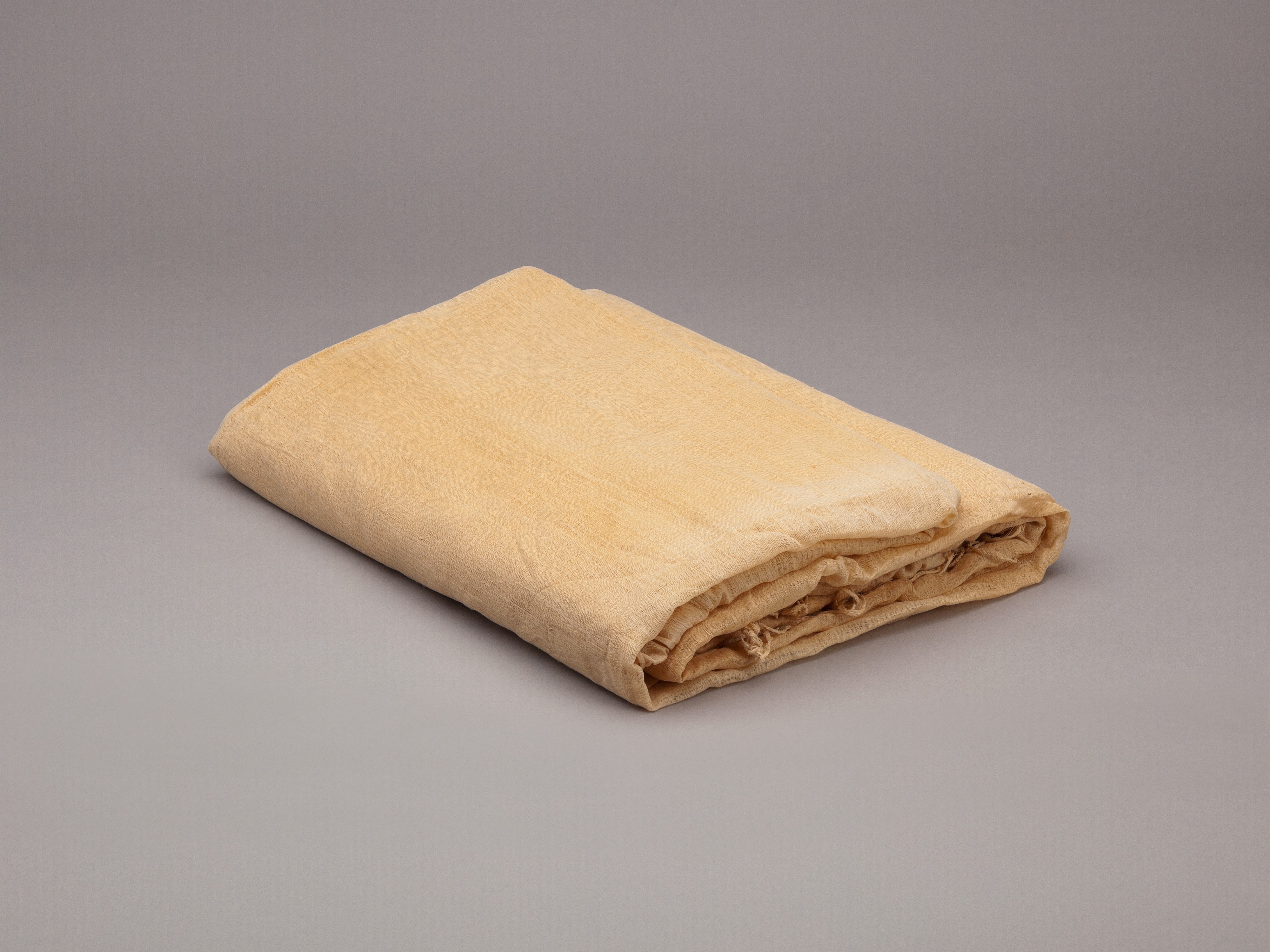 Sheet, linen mark, fine spin, medium weave
