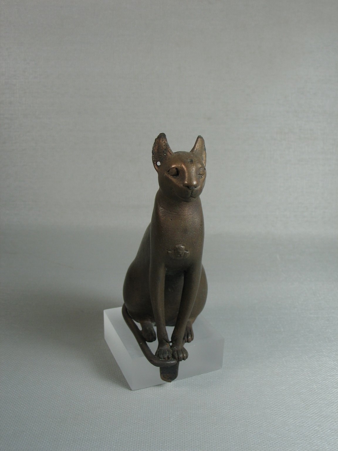 Statuette of a Cat