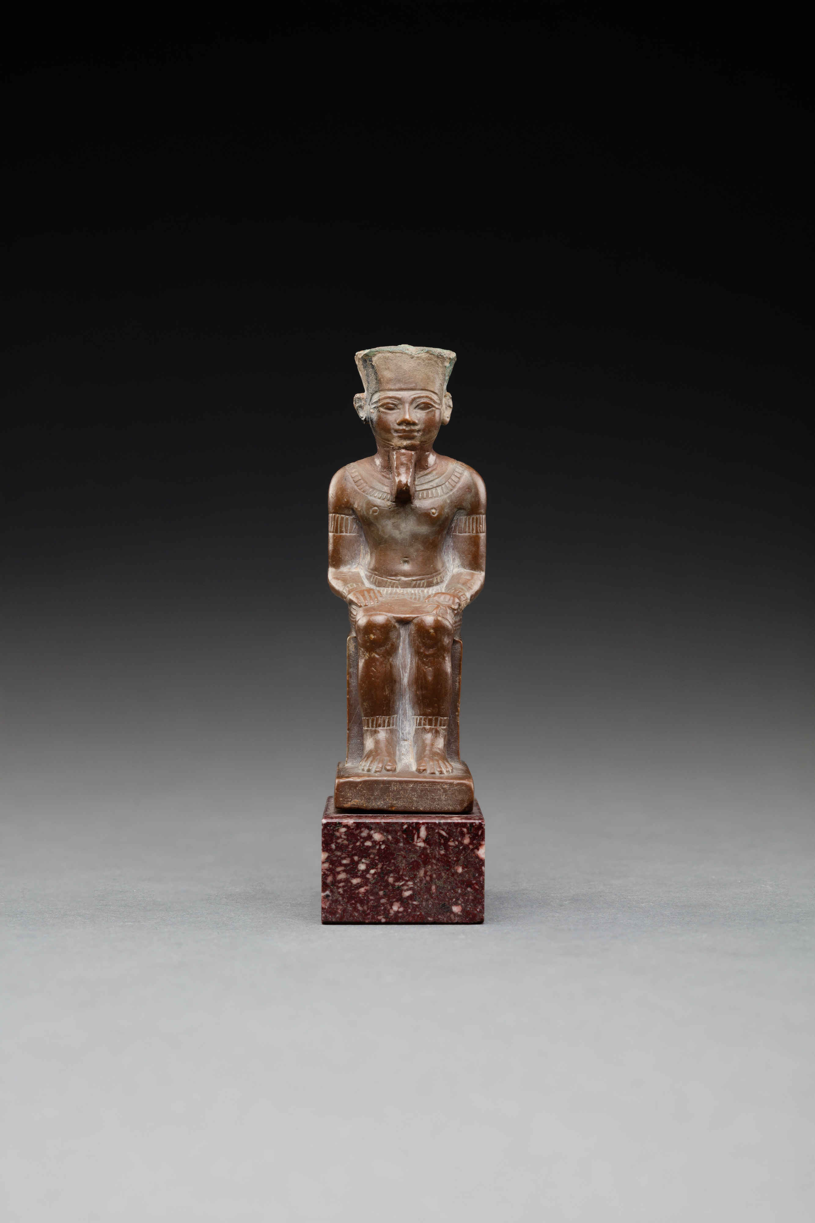 Seated figure of Amun
