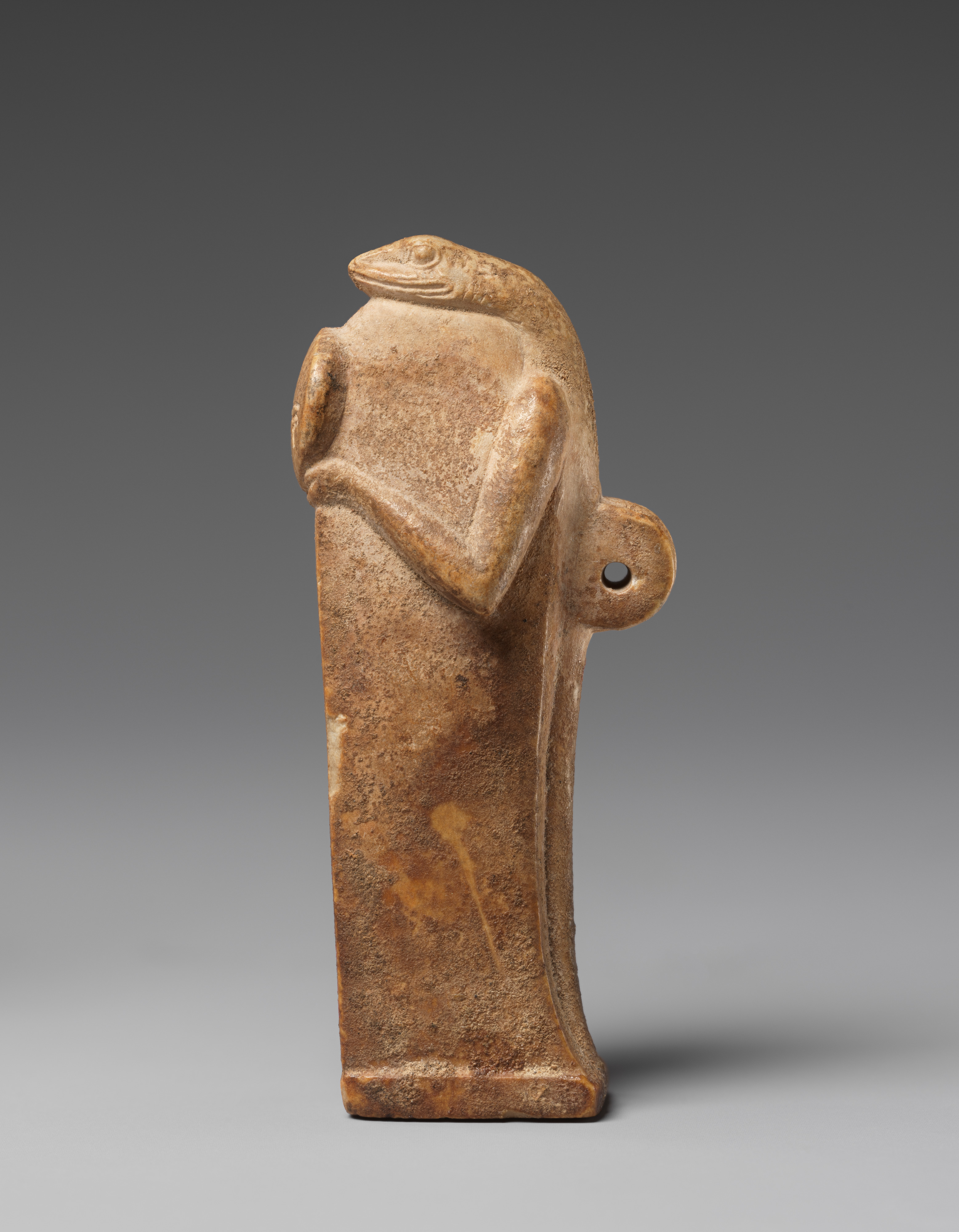 Snake amulet probably representing Atum
