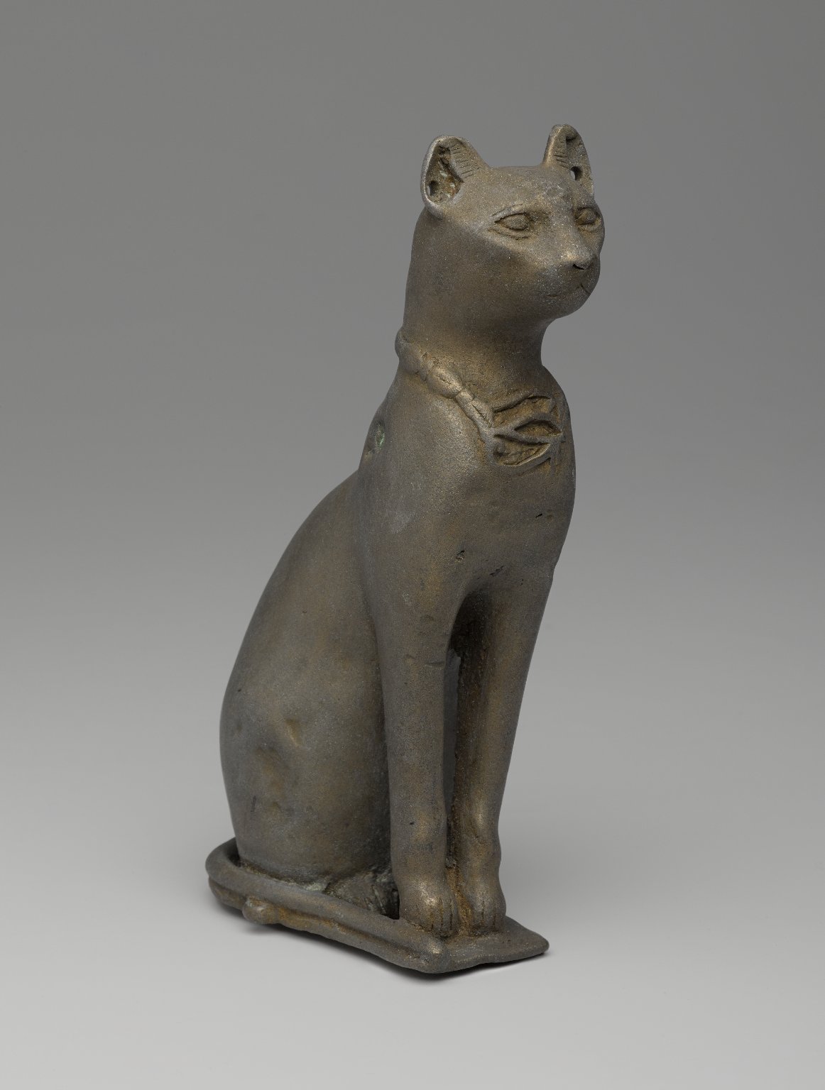 Statuette of a Cat